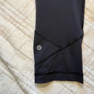 Lululemon Black Cropped Leggings